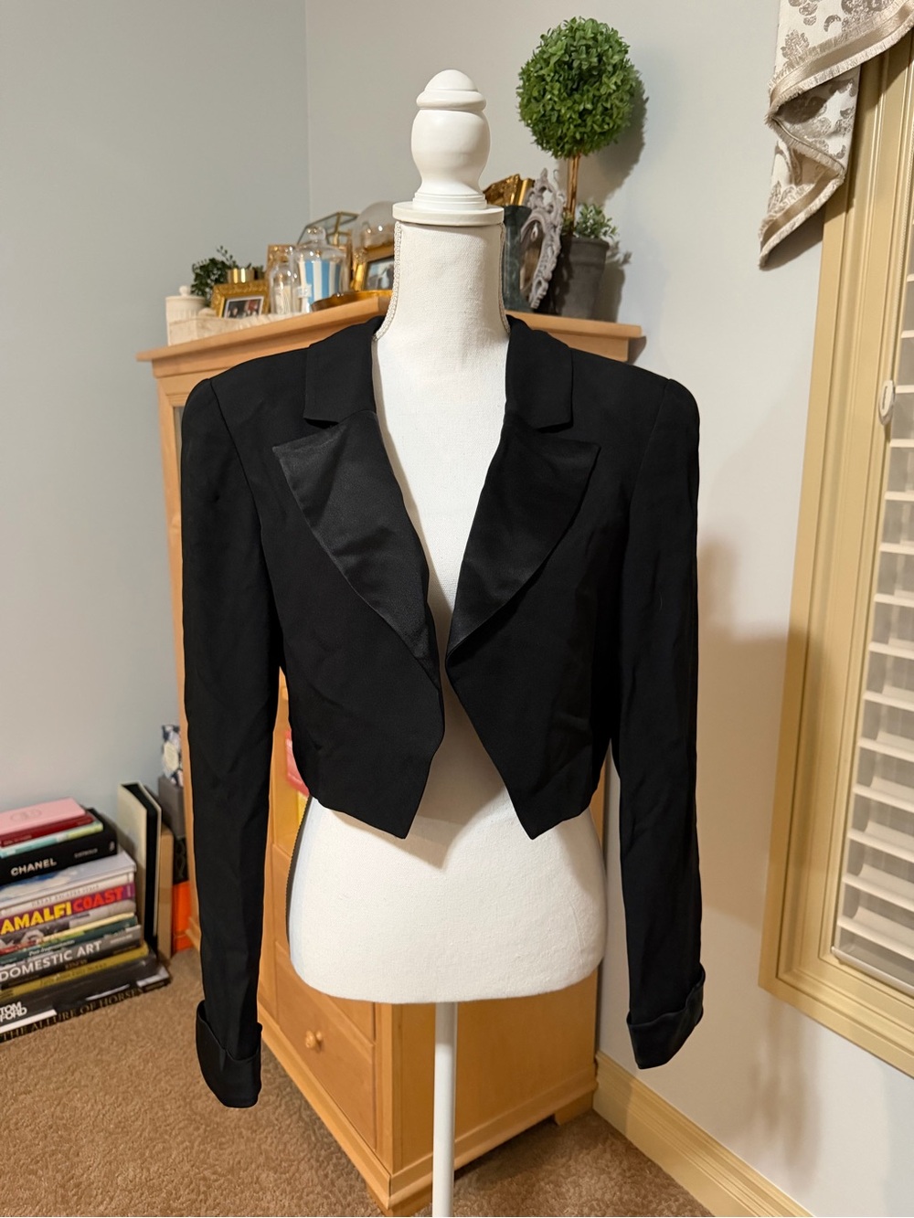 Vintage Dana Bachman Dresses Cropped Black Tailored Women's Jacket Size 12